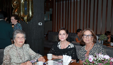  Pita Mier, Martha Elena Gómez y María Teresa Morales.