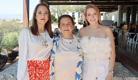  Graciela López, Chela Wagner y Ale Álvarez.