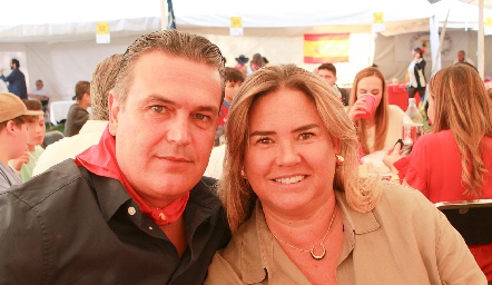  Huicho Fernández y Daniela Benavente.