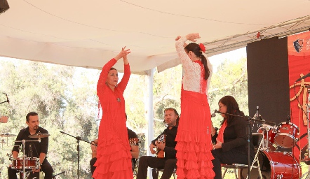  Baile Festival Paella.