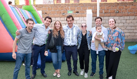  Eduardo Martínez, Gabriel Torres, Diana Olvera, Gabriel Torres Corzo, María Fernanda Guevara, Luis Torres, Luis Torres Ledezma y Tere Ledezma.