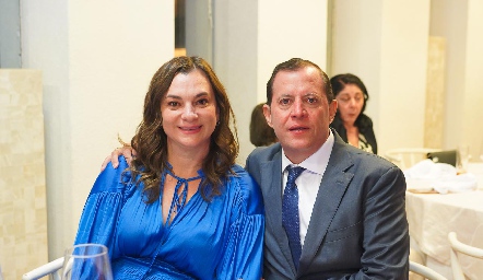  Gabriela Padilla y Benito García, papás de la novia.