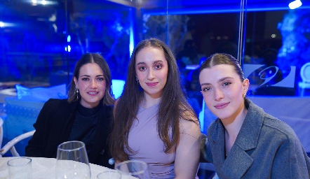  Natalia Guerra, Fátima García y Lizbeth García.