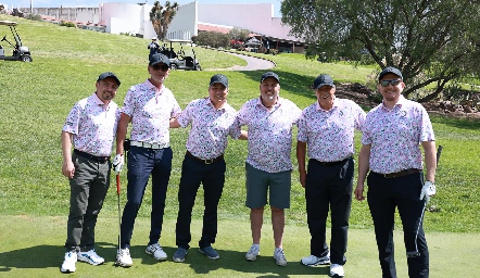  Jaime Luján, Rubén López. Andrew Baker, Rodrigo González, Fernando Gómez y José Juan González.