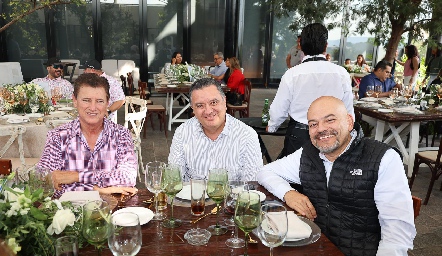  Mario Vazquez, Miguel Ángel Ortiz y Germán.