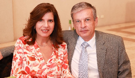  Ana Lucía y Gerardo Díaz Infante.