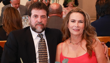  Rafael López y María Elena Pérez.