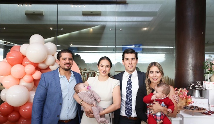  Manuel Mora, Bárbara Kasis, Bárbara Mejía, Alberto Kasis, Cristina Kasis y Santiago Mora.