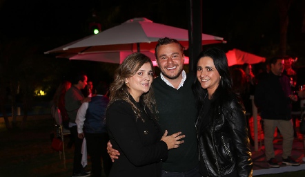  Laura Favela, Iñaki Minondo y Dulce Favela.