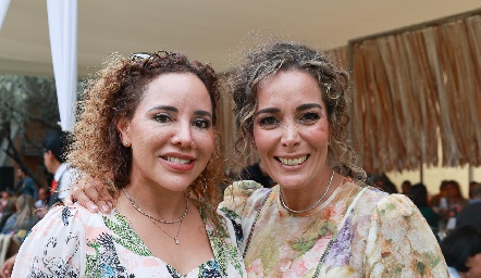  Aida Blanco y Berenice Castillero.