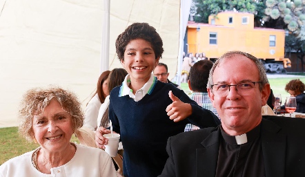  Magdalena Medina, Migue Ángel Martínez y Gabriel Del Valle.