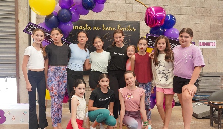  Maxi, Inés, Alexa, Cati, Andrea Quintanilla, Andrea Puga, Andrea Romeo y Maya.