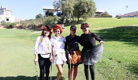  Bibi Alatorre, Graciela Valdez y Cristi Cano.