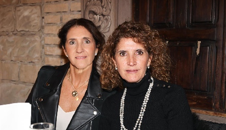  Magdalena Gómez y María Dolores Hernández.