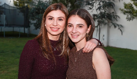  Silvia Cárdenas y Fer Manzo.