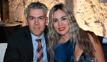  Manolo Ruiz y Mariana Berrones.