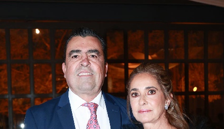  Javier Gómez y Patricia Gaviño.