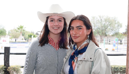  Lucero Pérez Velázquez y Marijó García.