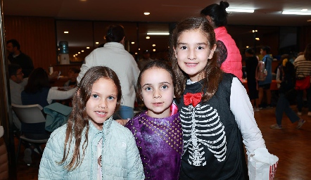  Eugenia Mercado, Camila y María Pesquería .