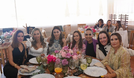  Ifi Güemes, Marcela Rubio, Karina Hernández, Bibi Perea, Flor Hernández, Lourdes Gómez y Lourdes Orozco.