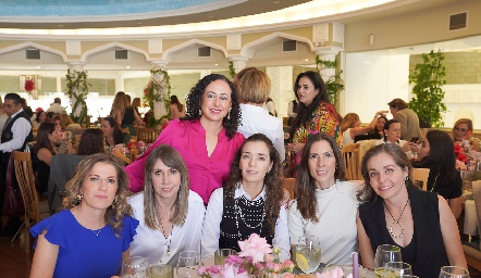  Sofía Rueda, Leyre Hurtado, Liliana Suviri, Vanesa Juárez, May Chávez y Roxana Prieto.