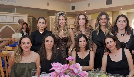  Romina Madrazo, Verónica Conde, Alejandra Arenas, María José Pedrero, Julieta Morales, Paulina Zermeño, Yezmín Sarquis, Ale Güemes y Adriana Calderón.