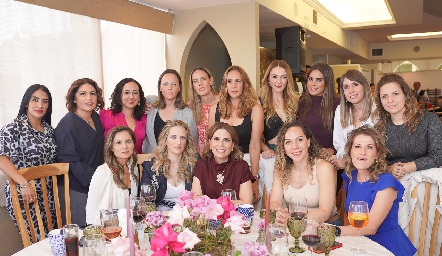  Paty Soto, Luz Adriana, Bárbara Berrones, Mary, Liliana Suviri, Marina, Pilar Valladares, Coco Canseco, Cristina Ocejo, Karla Ortiz, Cristina Ortiz y Nelly.