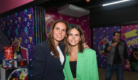  Daniela y Ana Paula de la Fuente.