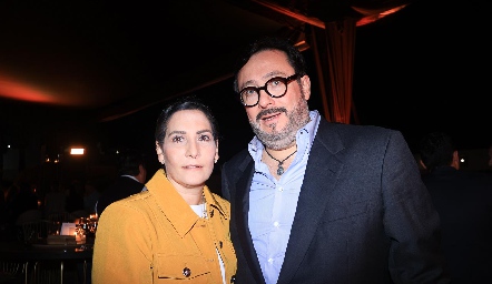   Maribel de Antuñano y Germán González.