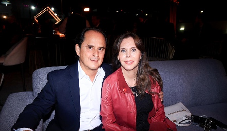  Raúl Antunes y Claudia Castro.