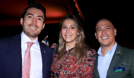  Jesús Granados, Teresa Ramos y Joel Hernández.