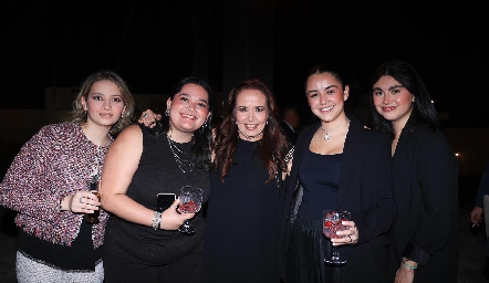  Inés González, Analú Aranda, Bere, Montse Bedolla y Vale Gerardo.