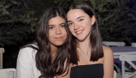  Pía Vidal y Rocío Celis.