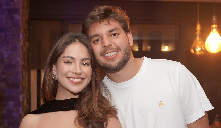  Valentina Sánchez y Moisés Payán.