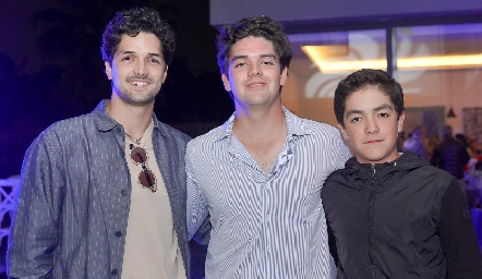  Óscar, Patricio y Marcelo Vera Gutiérrez.