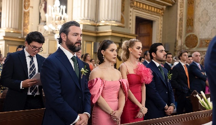  Luis Alberto Mahbub, Laura Bravo, Valeria Guerrero y Mauricio Mahbub.