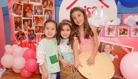  María José Barragán, Luisa y Anajose Rodríguez.