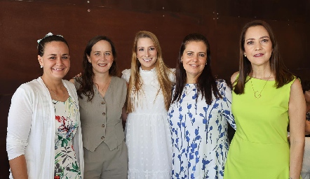  Betty Benavente, Eli Martínez, Ale Álvarez, Begoña y Graciela López.