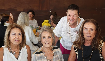  Sofía Sánchez, Pita Espinosa, Patricia Wagner y Lourdes Mendoza.