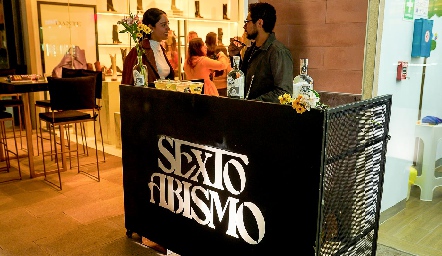  Colaboración de Sexto Abismo.