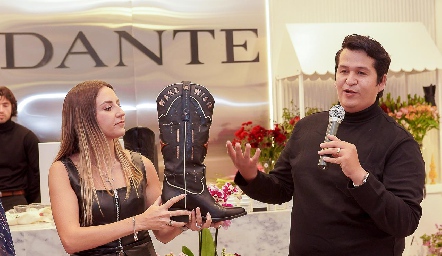  Presentación del nuevo modelo de bota Dante.