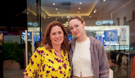  Cecilia Romero y Ale Alessi.