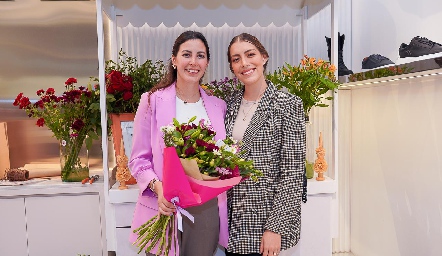  Daniela Mauricio y Silvia Guel.