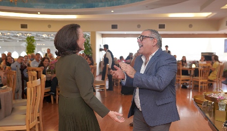  Antonio Esper y Lourdes Gómez.