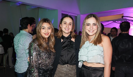  Beatriz Rodríguez, Alejandra Martínez y Denisse del Valle.