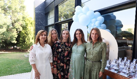  Mari Pepa Valladares, Lucía Hernández, Charo Valladares, Daniela Villarreal y Viridiana Mendoza.