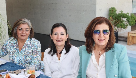  Claudia Silos, Marcela Valle y Marcela Milán.