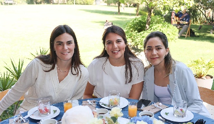  Lucrecia García, Diana Villanueva y Bárbara Mahbub.