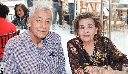  Ignacio Ortega y Lula Hernández.