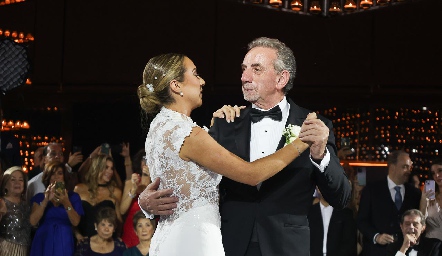 Lucio Ciuffardi con su hija María.